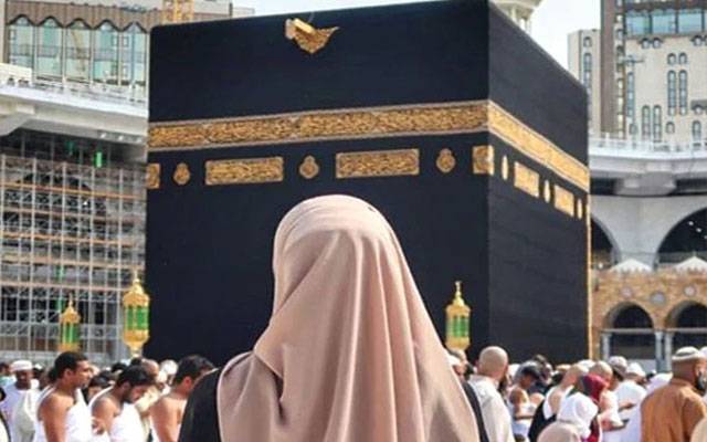 بار بار عمرہ کرنے پر تنقید، معروف ٹک ٹاکر کا ردعمل سامنے آگیا