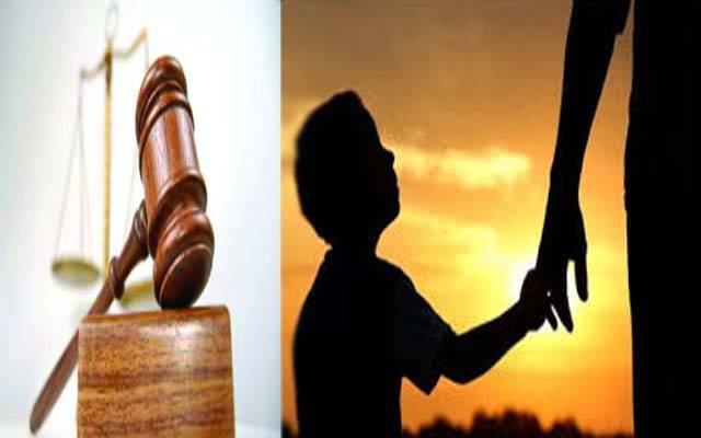 جیب خرچ کی جمع شدہ رقم خرچ کرنے پر 10 سالہ بچے نے والد کے خلاف مقدمہ جیت لیا 