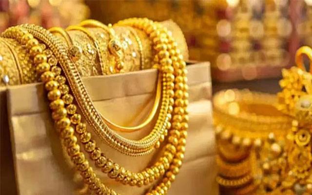 سونے کی قیمت میں پھر بڑی کمی، فی تولہ کتنے کا ہوگیا؟