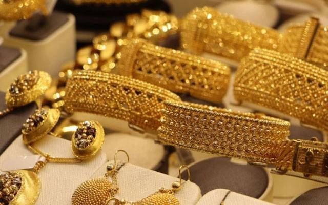 مہنگائی نے سونے کو بھی لپیٹ میں لے لیا، قیمتوں نے نئی بلندیاں چھو لیں