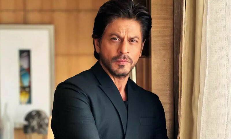 شاہ رخ خان اپنی فلم کی اسکرپٹس کی وجہ سے تنقید کی زد میں آگئے