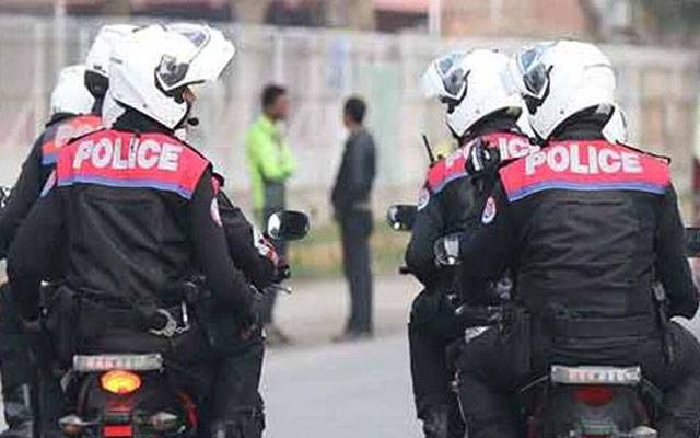 لاہور ایف آئی اے پولیس کو مطلوب اشتہاری ڈولفن سکواڈ کے ہتھے چڑھ گیا