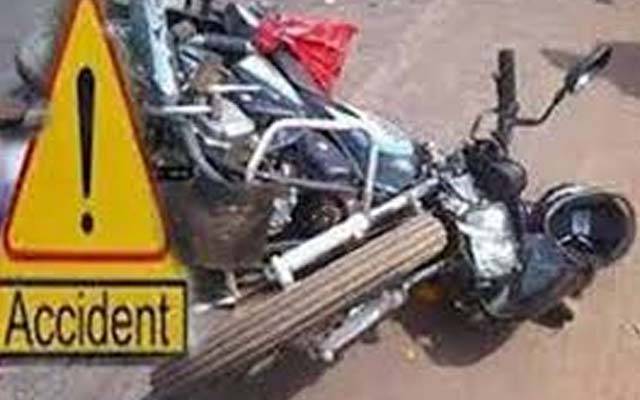 لاہو رمیں  245ٹریفک حادثات، 2 افراد جاں بحق، 297 زخمی