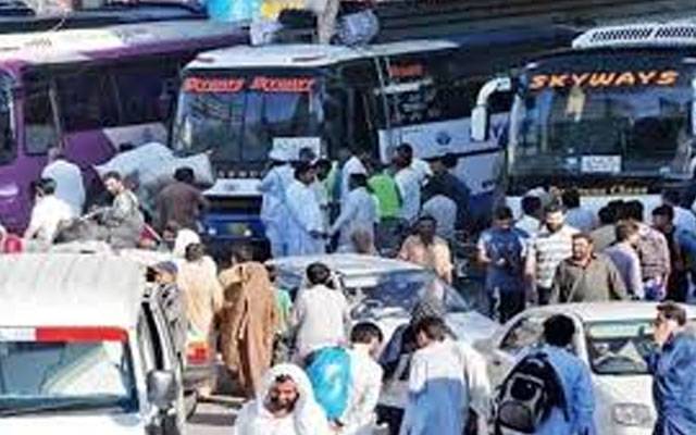 عید پیاروں کیساتھ منانے کیلئے پردیسیوں کی آبائی علاقوں کو واپسی، کرایوں میں اضافے سے مسافر پریشان 