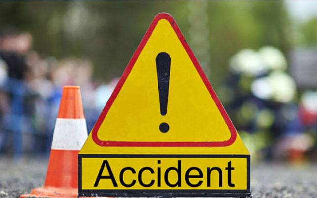 لاہور میں 180 ٹریفک حادثات، 214 افراد زخمی