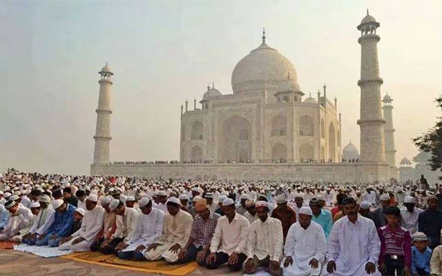 لاہور: جمعتہ الوداع کی نماز کیلئےساڑھے تین سو سے زائد مساجد میں بڑے اجتماعات