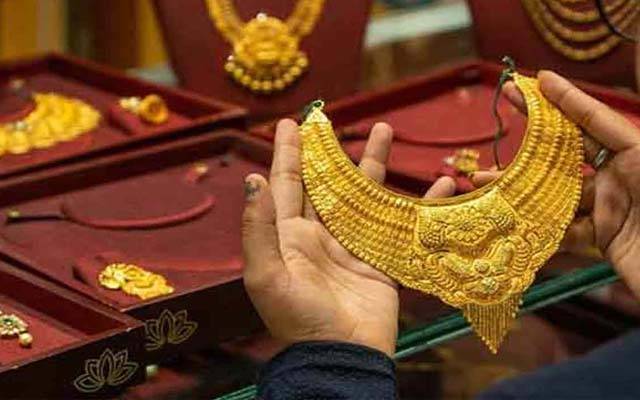 سونے کی قیمت میں تاریخ کی سب سے بڑی کمی 