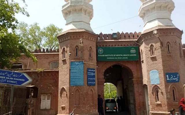 ذہنی مریض مینٹل ہسپتال بلڈ بینک کی ایمبولینس چراکر شاہدرہ ہسپتال پہنچ گیا 