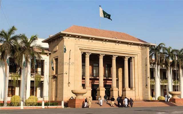 پنجاب اسمبلی میں کفایت شعاری، سپیکر نے 25 پروٹوکول گاڑیاں گراؤنڈ کر دیں
