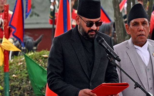 گلو کار سیاست دان بالندرا شاہ نیپال کے نئے وزیر اعظم بن گئے 