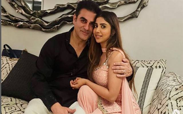 اداکار ارباز خان کی بیٹی کی پہلی جھلک سامنے آگئی