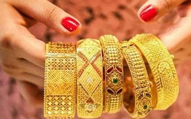 سونا ایک بار پھر اونچی اڑان بھرنے لگا