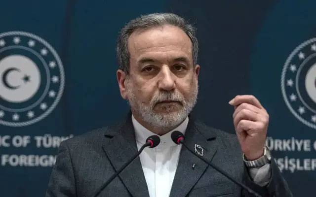 اب وقت آگیا ہے کہ امریکی فورسز کو خطےسے نکالاجائے:ایرانی وزیرِ خارجہ
