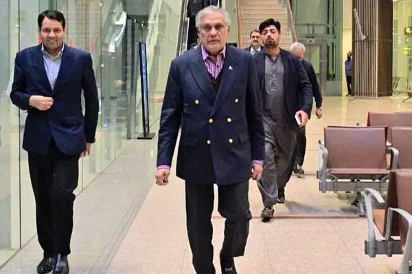  اسحاق ڈار چین کیلئے روانہ، علاقائی و عالمی امور پر تبادلہ خیال متوقع
