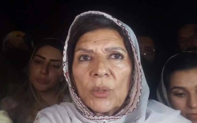  اگلے ہفتے 10 ہزار پی ٹی آئی عہدیداروں کو اڈیالہ جیل پہنچنے کی کال ؛ علیمہ خان کا بڑا اعلان 