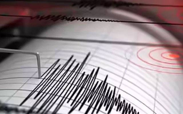 انڈونیشیا میں 7.8 شدت کا زلزلہ، سونامی کا خطرہ ظاہر