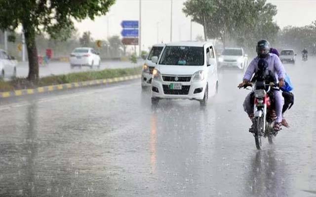 شہر کےمختلف علاقوں میں موسلادھار بارش