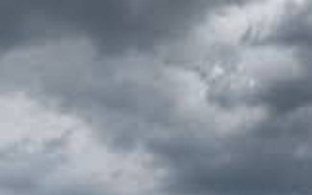 لاہور کے افق پر بادلوں کے ڈیرے، بارش کا امکان