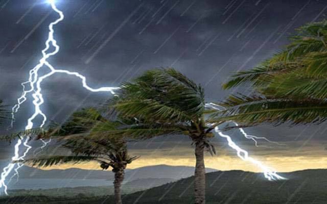 اگلے 3 سے 5 گھنٹوں میں گرج چمک کے ساتھ بارشیں ؛ محکمہ موسمیات کا الرٹ جاری 