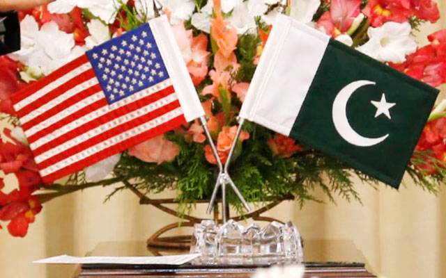 سابق امریکی سفارتکار نےبھارتی اینکرکوکھری کھری سُنادیں