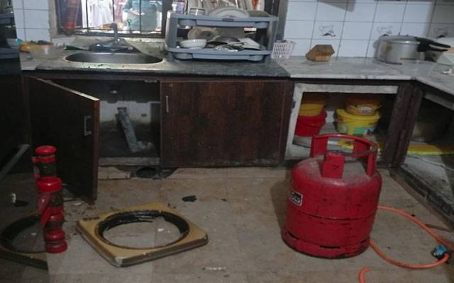 ماڈل ٹاؤن لنک روڈ پر گھر میں آگ بھڑک اٹھی, 2 افراد زخمی