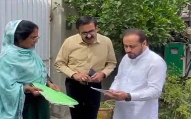 صوبائی وزیر صحت کا مختلف علاقوں کا دورہ، انسداد پولیو مہم کا جائزہ لیا
