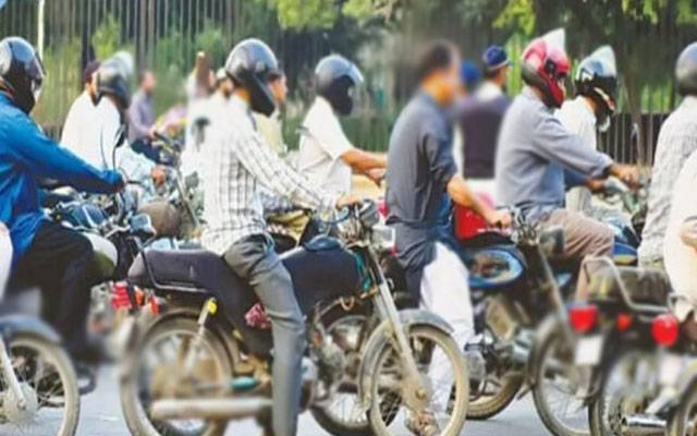 ڈرائیونگ  لائسنس: موٹر سائیکل  سواروں کیلئے اہم خبر