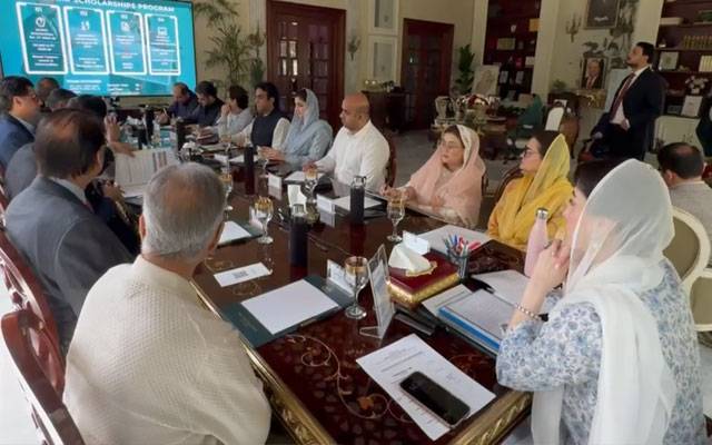  وزیراعلیٰ پنجاب اجلاس:تعلیمی میدان میں انقلابی اصلاحات سمیت متعدد اہم فیصلے