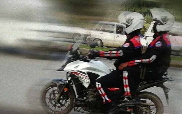 ڈولفن اہلکار کا چالان; 5 ہزار روپے جرمانہ 