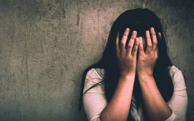  شادی کا جھانسہ دے کر  سپروائزر کی سکیورٹی گارڈ خاتون سے  زیادتی