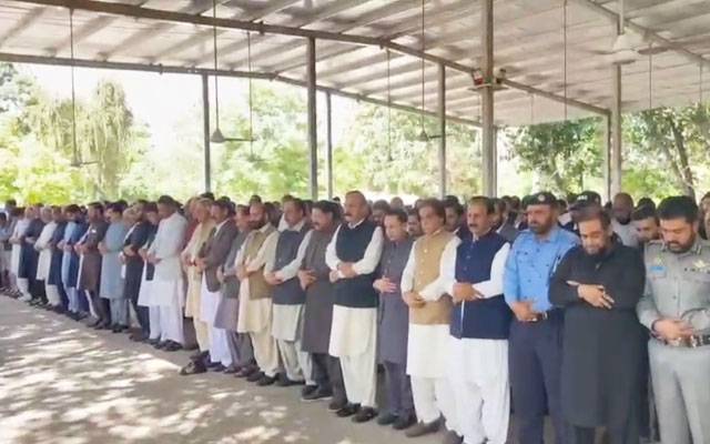 ڈی جی امیگریشن اینڈ پاسپور ٹ محمد علی رندھاوا کی والدہ کی نماز جنازہ ادا 