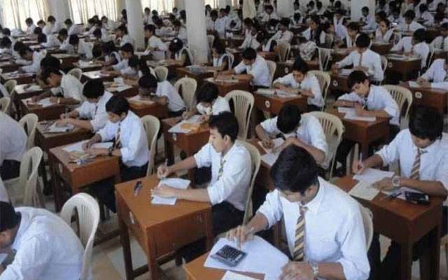 کراچی : میٹرک کے سالانہ امتحانات جاری، سخت سکیورٹی انتظامات نافذ