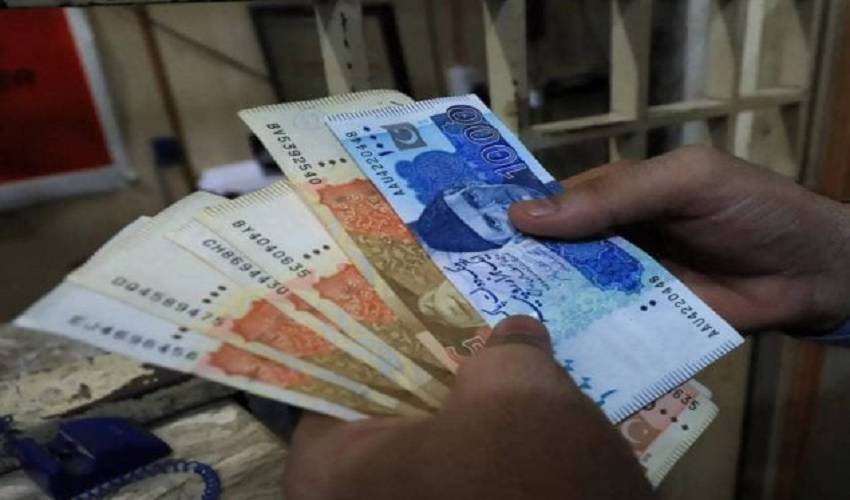 ایک ساتھ 3 چھٹیوں کے پیش نظر تنخواہوں کی بروقت ادائیگی کا حکم