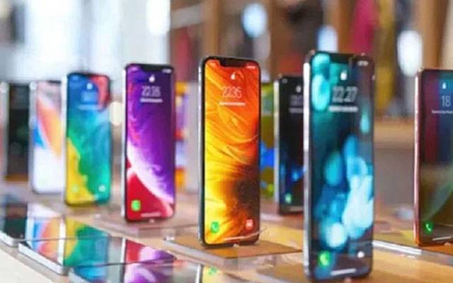 کسٹمز ویلیو ایشن میں اضافہ، درآمد کیے جانے والے 62 موبائل فون مہنگے ہوگئے