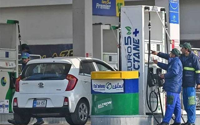 پیٹرولیم مصنوعات کی قیمتوں میں تبدیلی کا کتنا امکان ہے؟