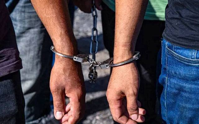 کوٹ لکھپت: گن پوائنٹ پر ڈکیتی کا معاملہ، 2 ملزمان گرفتار