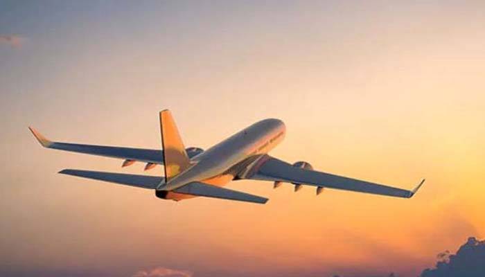 لاہور کی فضائی حدود کا مخصوص روٹ عارضی طور بند، ایئرلائنز کو آگاہ کر دیا گیا