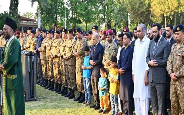  لیفٹیننٹ کرنل خالد حسین شہید کی نمازِ جنازہ ،وزیراعظم، فیلڈمارشل، وزیر داخلہ سمیت دیگر کی شرکت