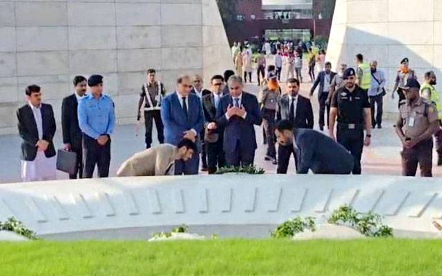 وفاقی وزیرداخلہ محسن نقوی کی سابق بنگلہ دیشی وزیر اعظم خالدہ ضیاءمرحومہ کی قبر پر حاضری 