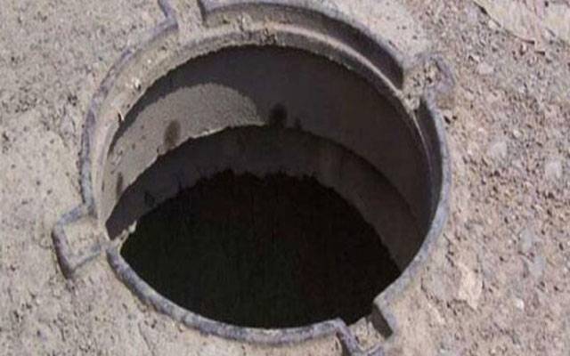 فیصل آباد،4 سالہ بچی مین ہول میں گر کر جاں بحق