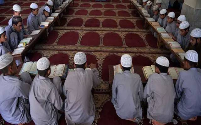 مدارس رجسٹریشن نظام مزید مؤثر بنانے کا فیصلہ