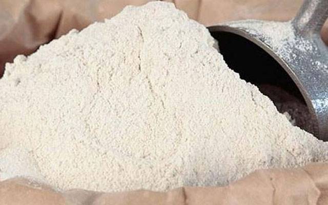 لاہور میں آٹا مزید مہنگا، 20 کلو تھیلے کی قیمت بڑھ گئی