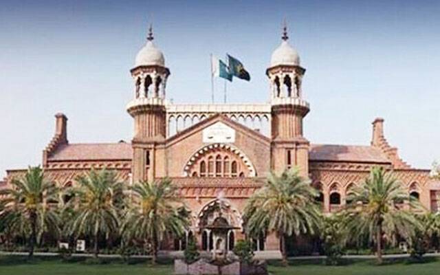 لاہور ہائیکورٹ نے ایک سو  جوڈیشل افسران کے تبادلے کردئیے