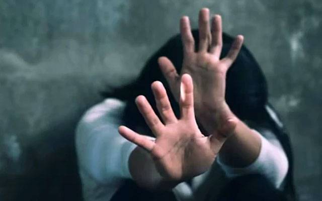 پنجاب میں خواتین پر تشدد کے واقعات میں اضافہ، 4 ماہ میں 3 ہزار سے زائد کالز موصول