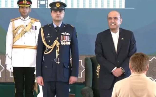 مختلف شعبہ جات میں نمایاں خدمات انجام دینے والوں میں صدر مملکت نےاعزازات تقسیم کیے