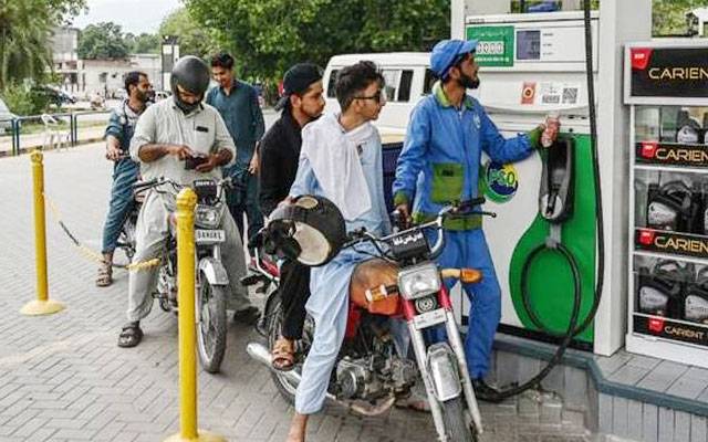 موٹر سائیکل چلانے والوں کو ریلیف،خیبرپختونخوا حکومت شہریوں سے ہاتھ کر گئی