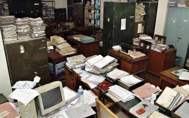  وفاقی حکومت نے سرکاری ملازمین  کیلئے 62 سال پرانے قواعد ختم کرکے نیا ضابطۂ اخلاق نافذ کردیا