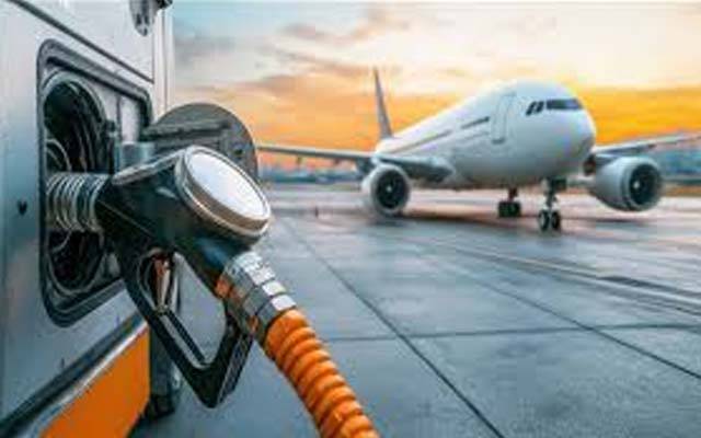 جیٹ فیول کی قیمت میں111 روپے44پیسےفی لیٹر کی کمی