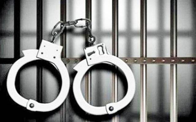 خواجہ سراؤں کیساتھ ملکر شہری سے رشوت لینے والے پولیس اہلکار وں کیخلاف مقدمہ درج
