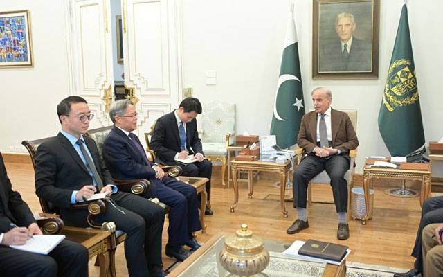 وزیراعظم شہباز شریف سے چینی سفیر کی ملاقات، دوطرفہ تعلقات پر تبادلہ خیال